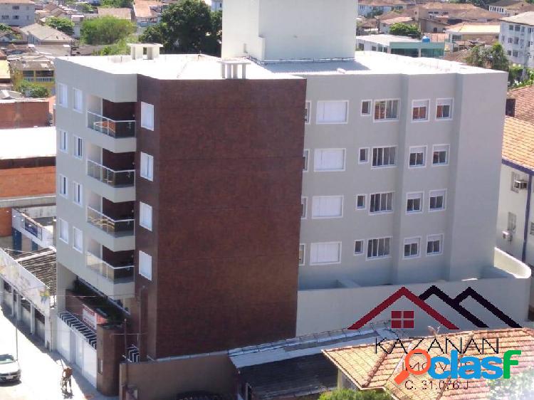 Apartamento de 03 dormitórios em São Vicente