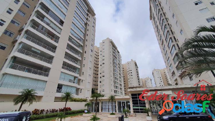 Belíssimo apartamento com linda vista no Edifício Ghaia