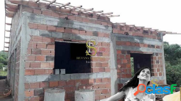 Casa À Venda - 125 m² - 02 dormitórios - Financiamento