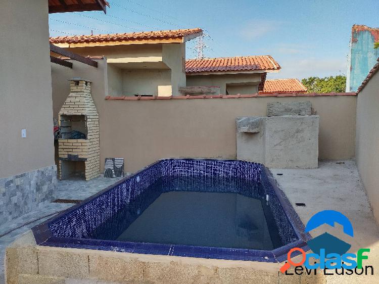 Casa com Piscina na Jardim Palmeiras Itanhaém-SP