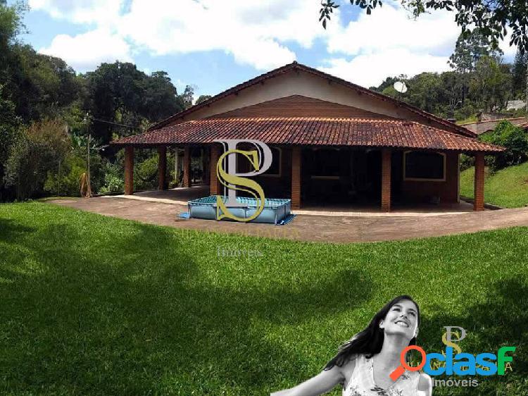 Chácara À Venda - Com Escritura - Possui Lago com Nascente