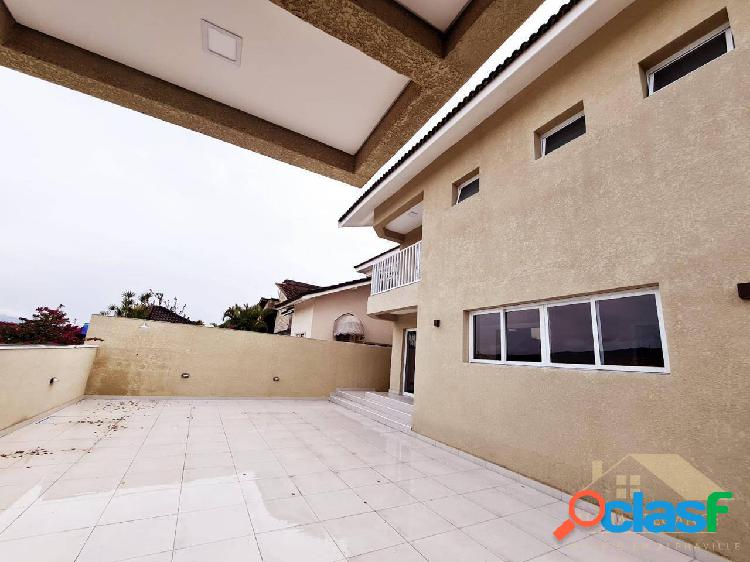 Linda Casa para venda com 378m² A/T Valor R$ 2.000.000.