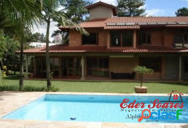 Linda casa com jardim à venda no Residencial 02 em