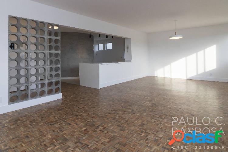 Rua Hungria - Reformado - 126 m² - 3 Suítes - 1 Vaga