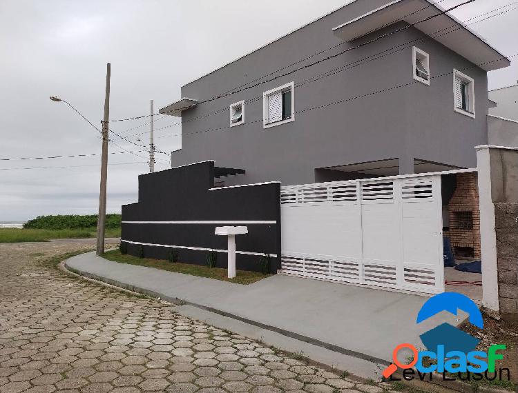 Sobrado Frente para o Mar com Piscina e Área Gourmet em
