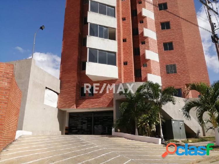 vende apartamento Conjunto Residencial Le Mans Suites,