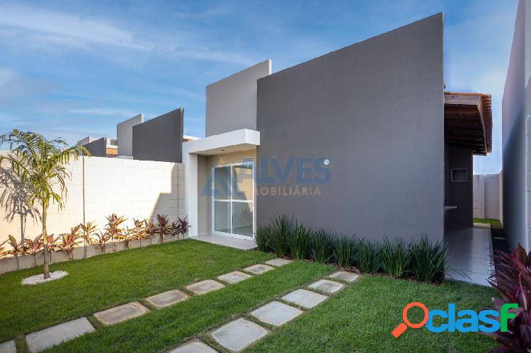 CASA DE 2/4 SENDO 1 SUÍTE