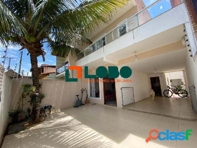 Casa com 4 quartos sendo 1 suíte
