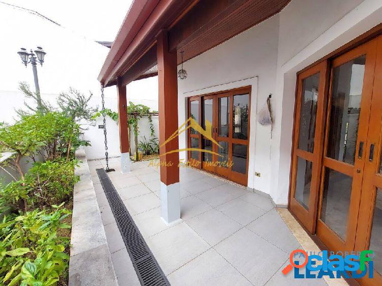 Casa em Alphaville Condomínio à Venda R$ 1.800.000,00