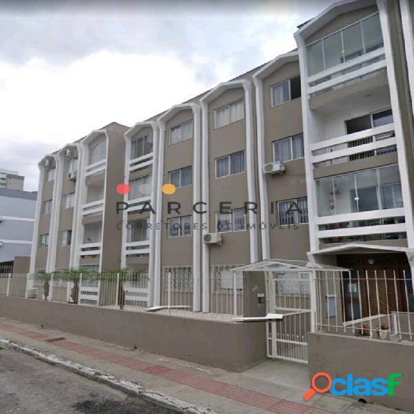 Apartamento à venda de 3 dormitórios no Kobrasol