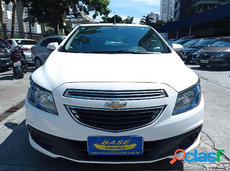 CHEVROLET ONIX HATCH LT 1.4 8V FLEXPOWER 5P MEC. BRANCO 2016