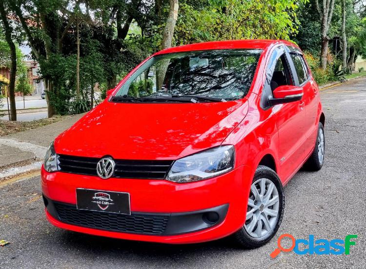 VOLKSWAGEN FOX 1.6 MI TOTAL FLEX 8V 5P VERMELHO 2014 1.6