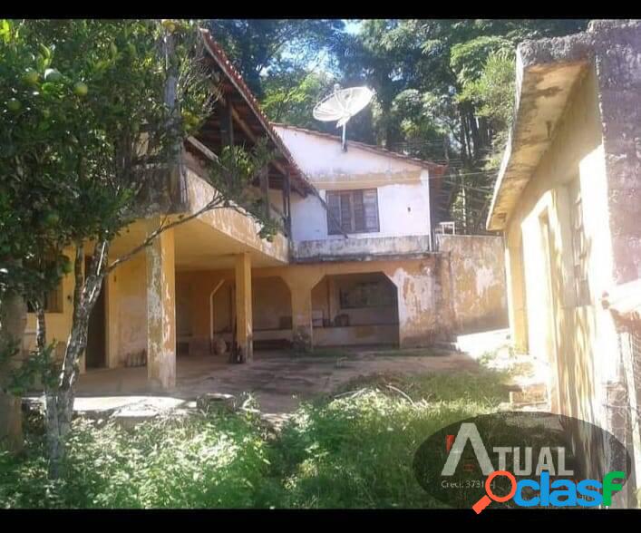 Chacara de 1620m² no Jd. Estância Brasil-Atibaia