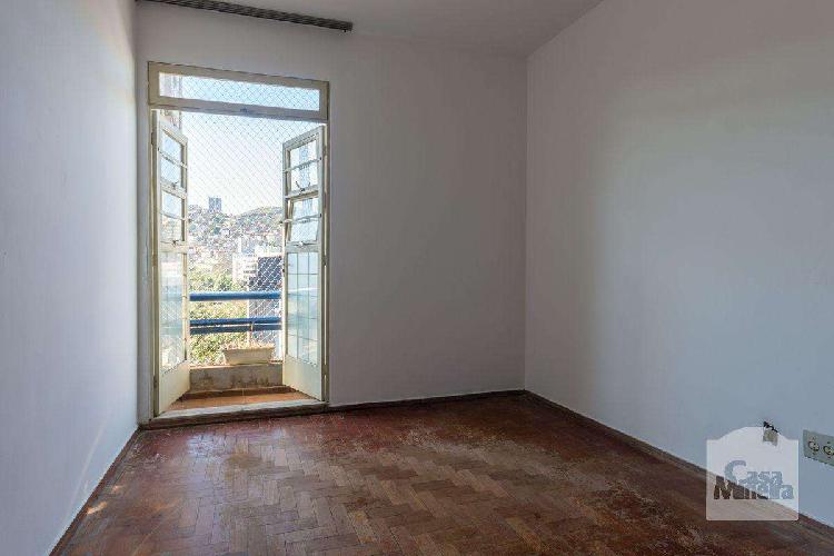 Apartamento, Vila Paris, 3 Quartos, 0 Vaga, 0 Suíte