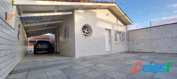 Casa a venda em Itanhaem - Balneario Gaivotas com edicula