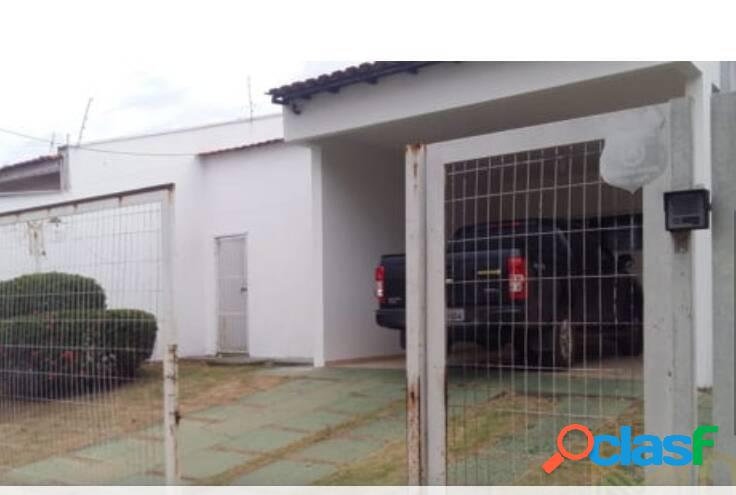 Casa residencial a venda no bairro Santa Rosa Cuiabá MT