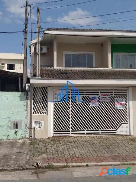 Excelente casa com vista maravilhosa no Jardim das