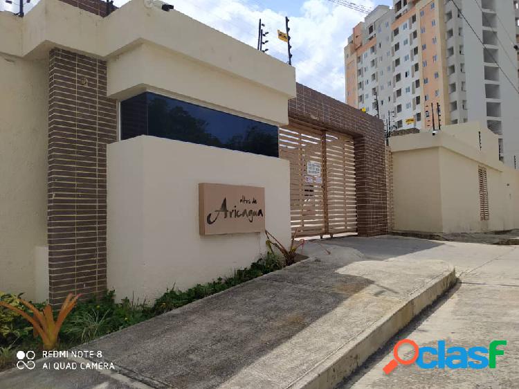 Townhouse en Venta Altos de Aricagua sector el Rincón