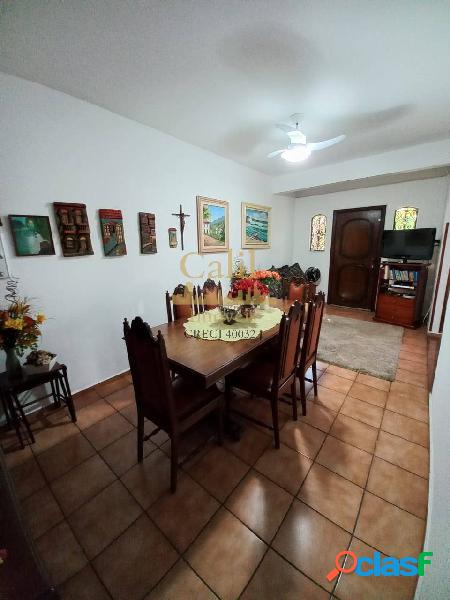 Casa na praia - 3 dormitórios - 1 suite - Embaré - Santos