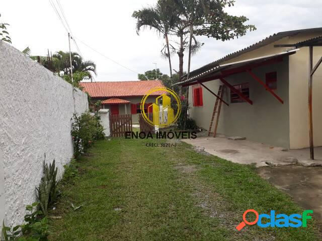 Terreno 1100M² com 4 casa e 2 lojas