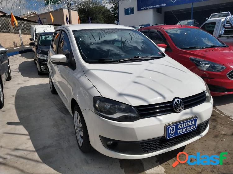 VOLKSWAGEN FOX PRIMEHIGLI. 1.6 TOTAL FLEX 8V 5P BRANCO 2013