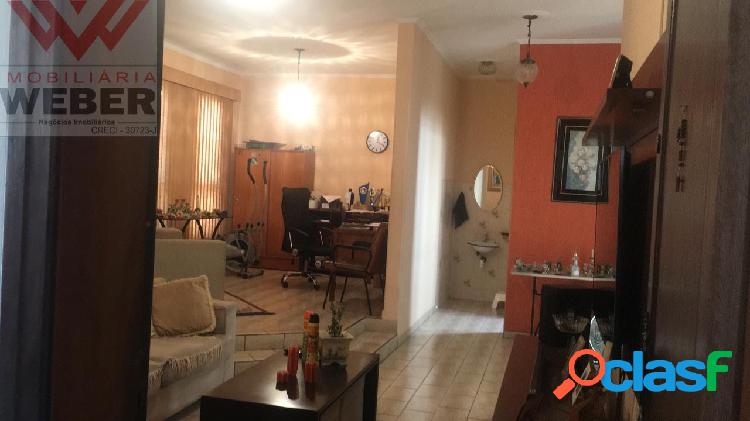 Casa no jardim Helena Cristina - R$ 750.000,00