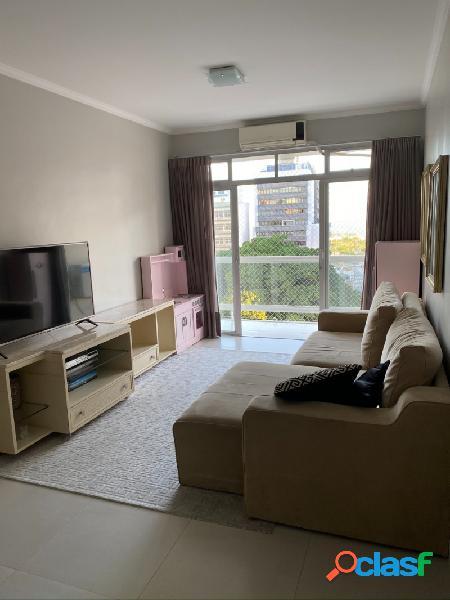 Centro - Lindo apartamento 3 dormitórios com vista para o