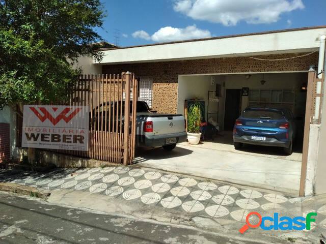 Ótima casa na Vila Santana por R$446.000,00