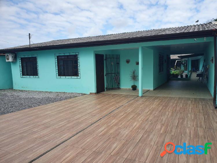 Casa à venda em Guaratuba - PR
