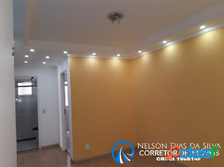 Lindo apartamento com armários "OPORTUNIDADE ÚNICA".