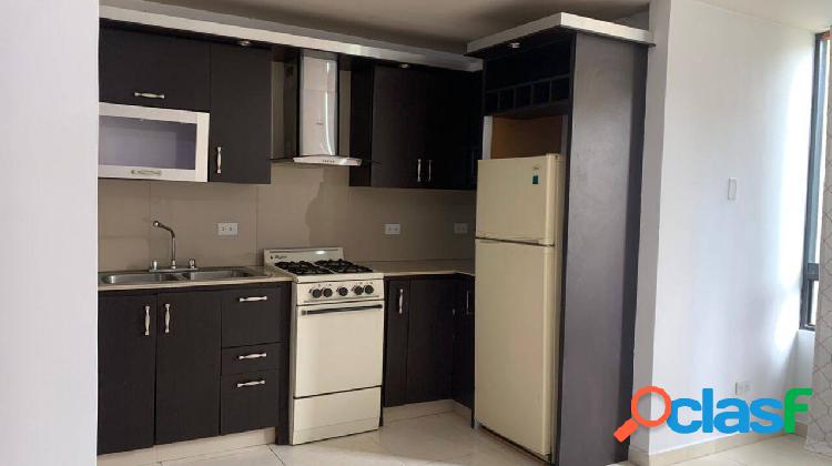 VENDO CONFORTABLE APARTAMENTO, RES. VALLE TOPACIO