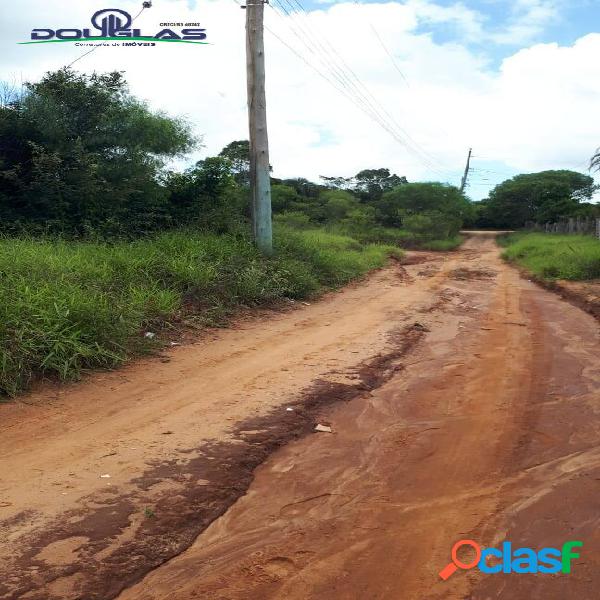 Área de 1.7 há, região central