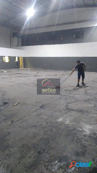 ALUGA-SE GALPÃO NO BRITANIA - CARAGUATATUBA/SP