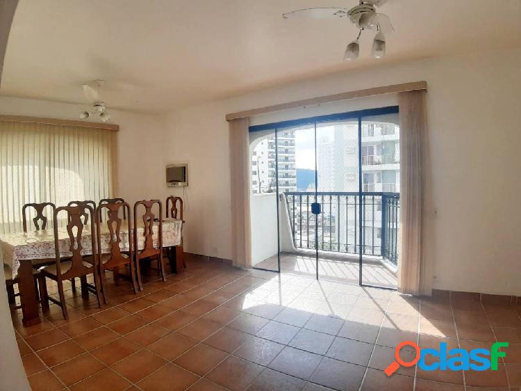 AMPLO APARTAMENTO, PRÓXIMO A PRAIA!
