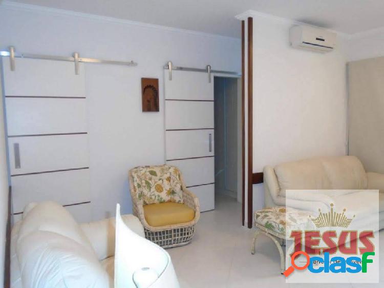 Apartamento Praia da Enseada - Reformado