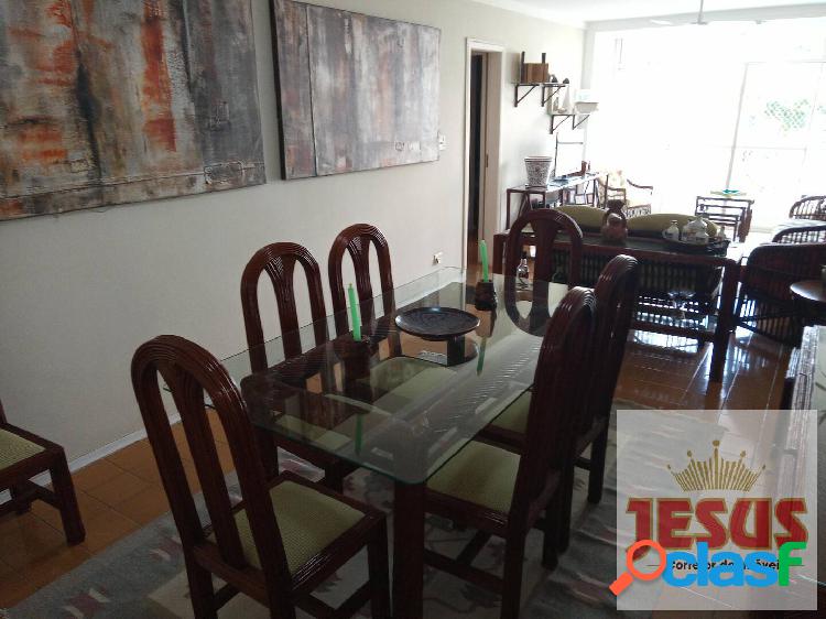 Apartamento Praia de Enseada - 150 metros da areia