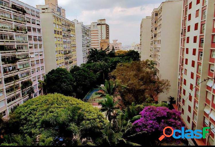 Apartamento com 03 Dormitórios, 01 suíte, 01 vaga de