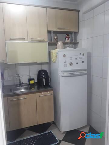 Apartamento com 2 dormitórios varanda Cond. Evidence