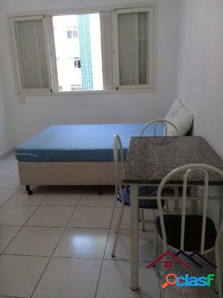 Apartamento mobiliado no Gonzaga em Santos