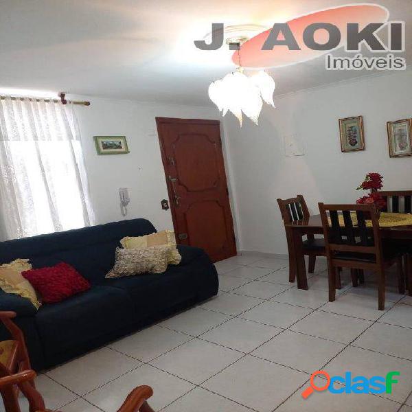 Apartamento para venda possui 56 m² com 2 quartos em Saúde