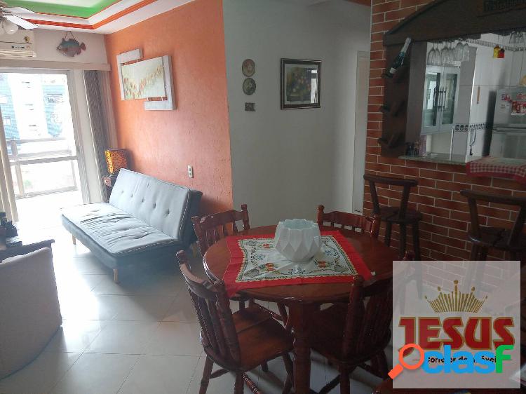 Apartamento praia da Enseada lado praia