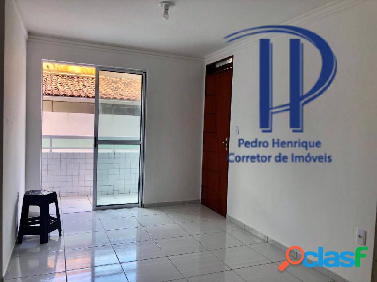 Apartamento térreo no José Américo com 2 quartos