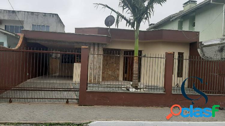 CASA COM 3 DORMITÓRIOS NO BAIRRO CIDADE NOVA