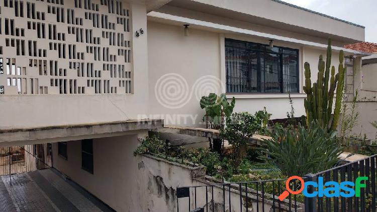 CASA ESPAÇOSA 670M2 DE ÁREA TOTAL NA VILA ANGLO BRASILEIRA