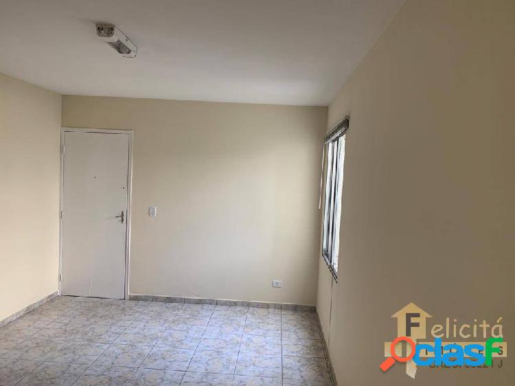 COD: C205 - Apartamento no Condomínio Parque Castanheiro