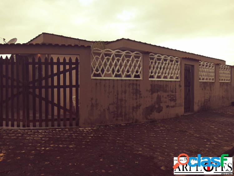 Casa a venda em Mongagua - 2 dorm