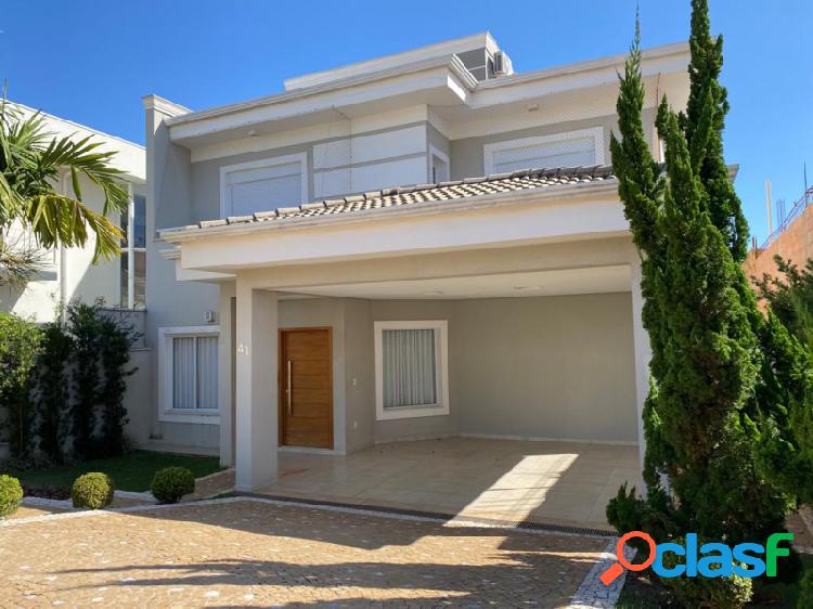 Casa com 3 quartos, 275m², à venda em Swiss Park -