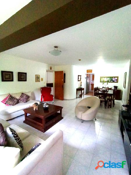 Espacioso apartamento en venta en Sabana Larga 134 M2