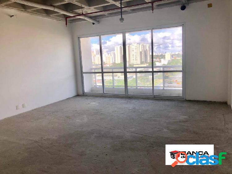 Sala comercial 45 M² na Leopoldina!