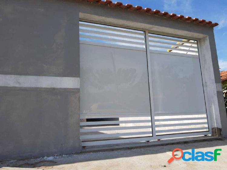 VENDE-SE LINDA CASA COM PISCINA EM ITANHAÉM - BALNEÁRIO